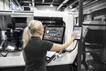 برنامه‌نویس CNC فلز کیست و چه مهارت‌هایی نیاز دارد؟