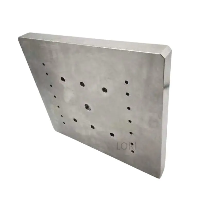 برش ورق آهن ۲۰ میل با لیزر متری 140 هزار تومان